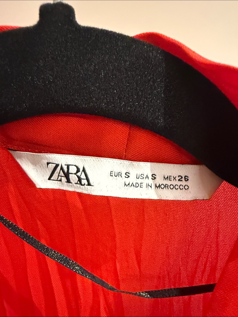 Zara Red Pleated Tiered Maxi Dress with Neck Tie - Picture 2 of 6
